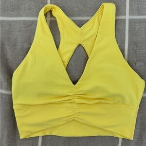 TNA sports bra in pineapple
